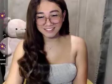 pia_worthsback on Chaturbate