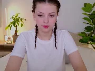 pusichka_ on Chaturbate