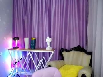 queen_a_n_i on Chaturbate