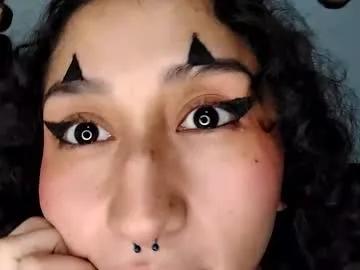 queenjenn__ on Chaturbate