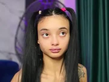 rachelravee on Chaturbate