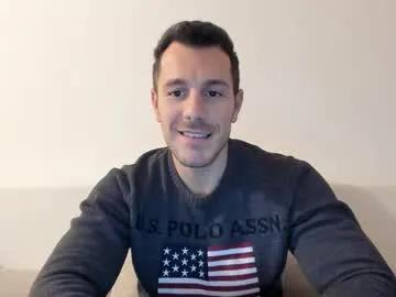 roberto4ever — GOAL TAKE OFF T-SHIRT #muscle #bigass #cum #flexing #private [34 tokens remaining]