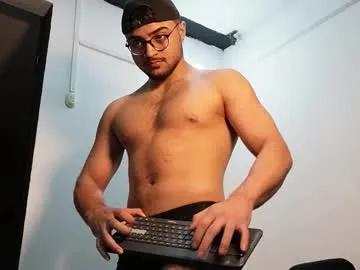 roger_belmont on Chaturbate