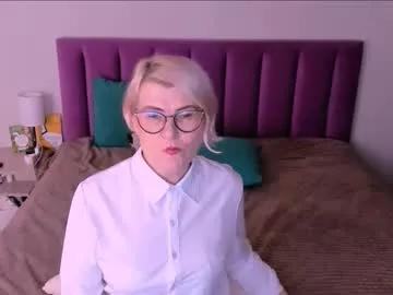 sabrinamacmarren on Chaturbate