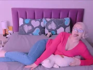 sabrinamacmarren on Chaturbate