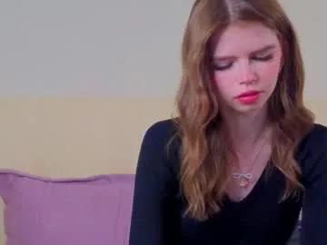 shelleyborom on Chaturbate