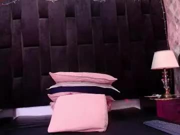 shelsy_loreds on Chaturbate