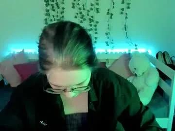 shy_elina01 on Chaturbate