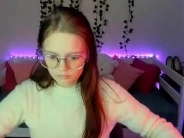 shy_elina01 on Chaturbate