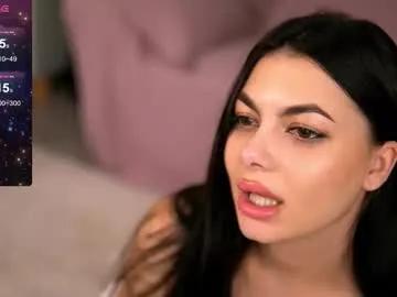 sierravyx on Chaturbate