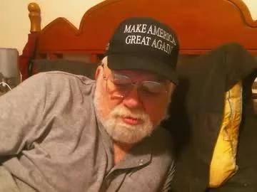 slydevi1 on Chaturbate