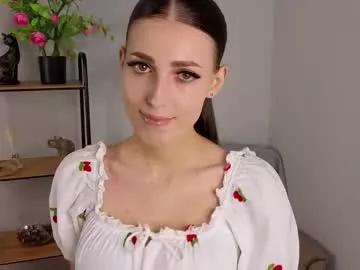 sonia_jones on Chaturbate