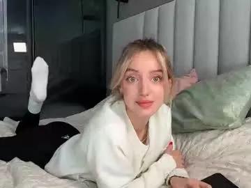 sophiebelll on Chaturbate