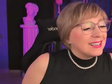 sugarvi on Chaturbate