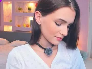synne_glows on Chaturbate