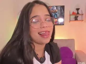 tati_reyes on Chaturbate