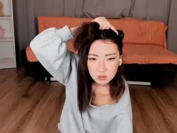 tinki_winkii on Chaturbate