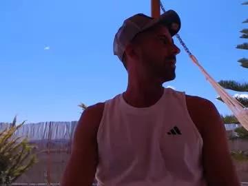 tinoclandestino on Chaturbate