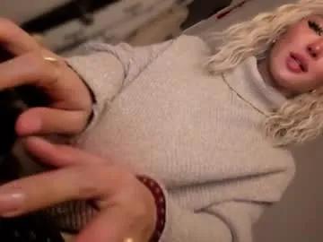 transnextdoor_ on Chaturbate