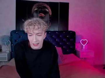 trevorbenson on Chaturbate