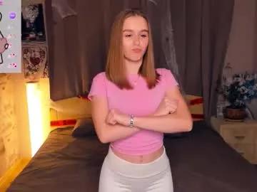 trinahillier on Chaturbate