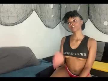 trixie_luv on Chaturbate