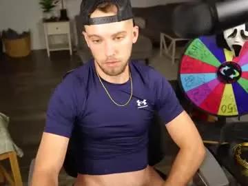 troy_greenxo on Chaturbate