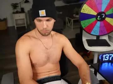 troy_greenxo on Chaturbate