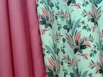 urskinny_girl on Chaturbate