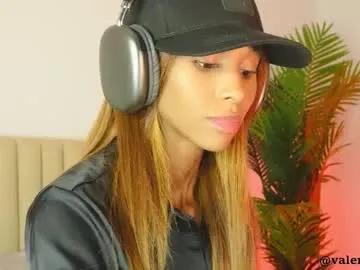 valery_swan1 on Chaturbate