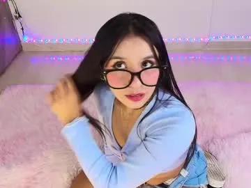 vivi_luv on Chaturbate