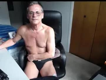 worldlarge on Chaturbate
