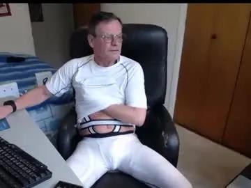 worldlarge on Chaturbate