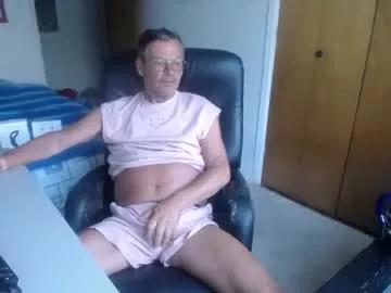 worldlarge on Chaturbate