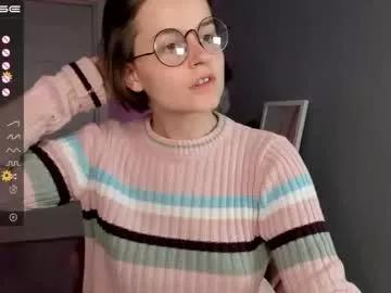 wow_luvng on Chaturbate