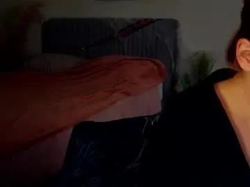 wow_luvng on Chaturbate