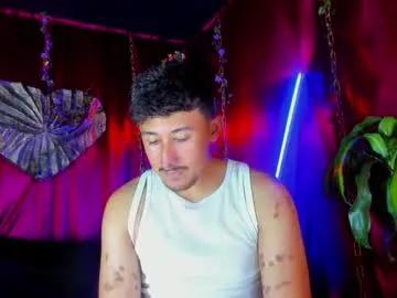 x_heros_x on Chaturbate