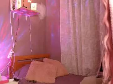 xararouxxx on Chaturbate