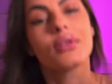 yasminaluna on Chaturbate