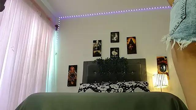 3littleschoolteens on StripChat