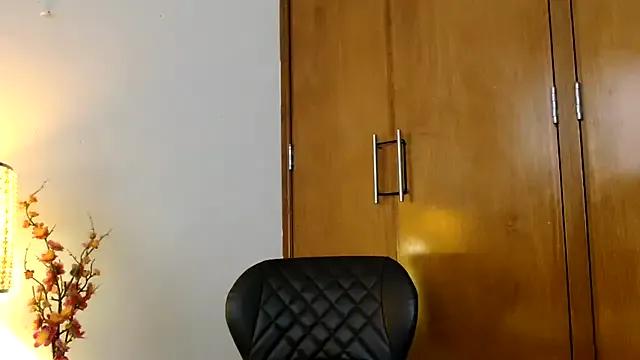 3littleschoolteens on StripChat