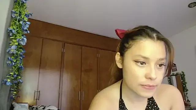 3littleschoolteens on StripChat