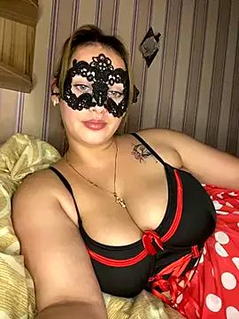 69Laura696 on StripChat