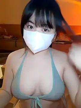 __lilibae69__ on StripChat