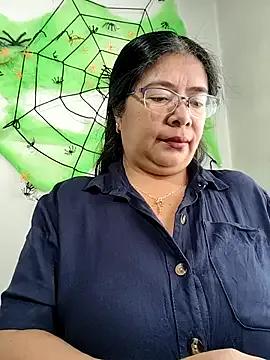 __valentina18 on StripChat