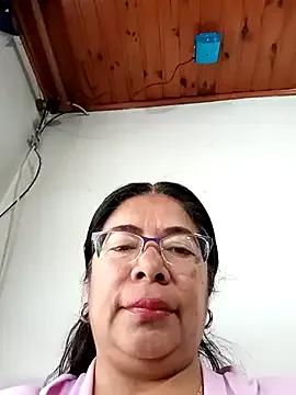 __valentina18 on StripChat