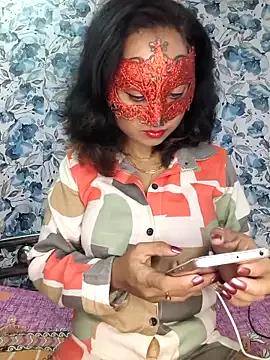 _DesigirlRoshni on StripChat