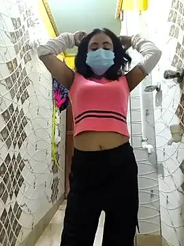 _DesigirlRoshni on StripChat