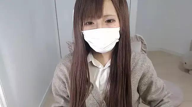 _hiyor_ on StripChat