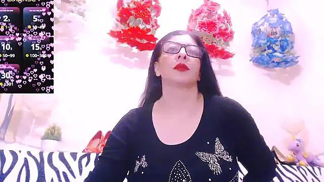 _magic_smile_11 on StripChat